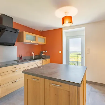 Gîte de Lucie - Climatisé avec jardin de 800 m² Hébergement de vacances *