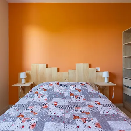 Hébergement de vacances Gîte de Lucie - Climatisé avec jardin de 800 m² *