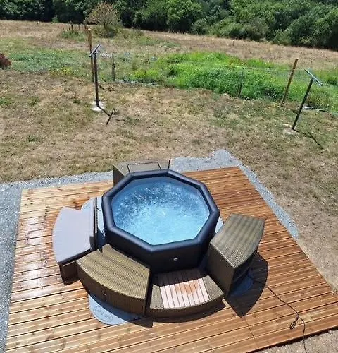 Gite De Lucie - Climatise Avec Jardin De 800 M² Nyaraló Lunac